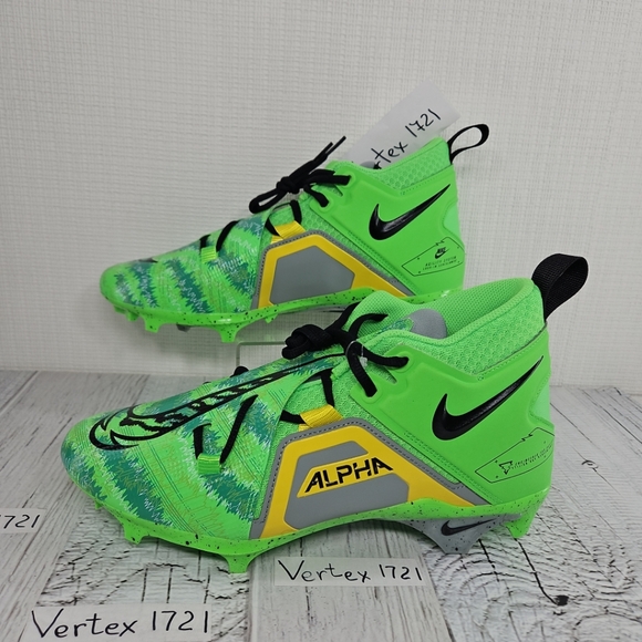 Nike Mens Alpha Menace Pro 3 Mid Football Cleats Razor Sharp Cuts FB8442-303 - Picture 4 of 10